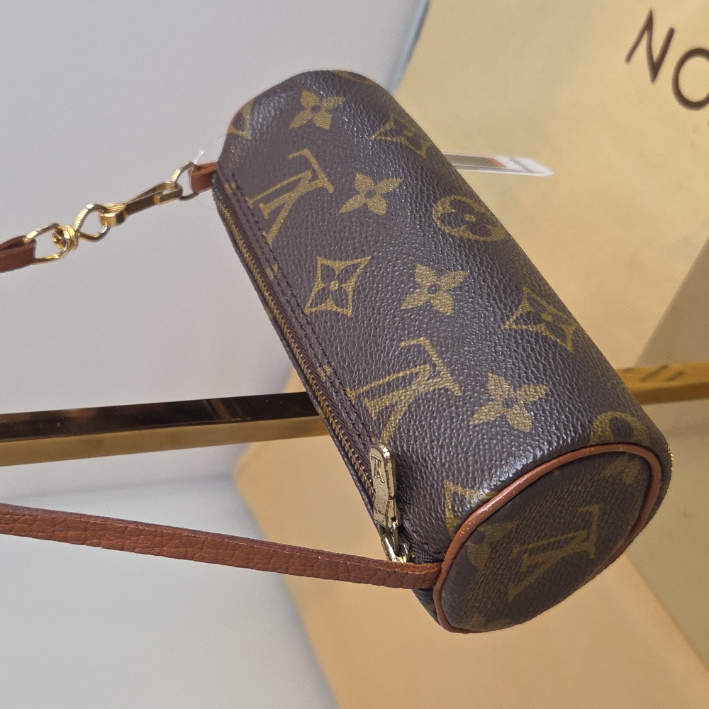 Louis Vuitton 1970's ULTRA RARE Mini Papillon wristlet-highly collectable piece - Picture 5 of 17
